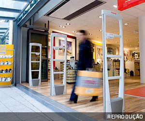 Target anuncia fechamento de nove lojas por causa de roubos e crime  organizado - AcheiUSA