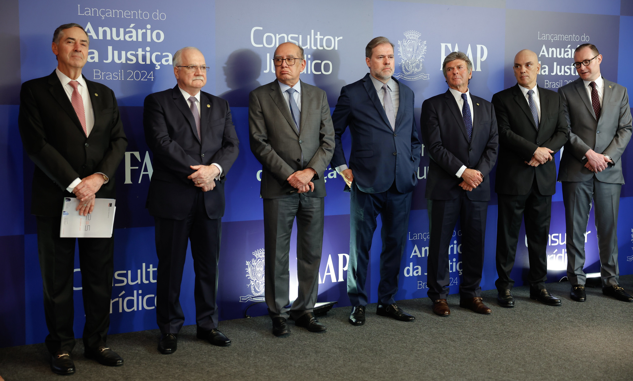 Luís Roberto Barroso, Edson Fachin, Gilmar Mendes, Dias Toffoli, Luiz Fux, Alexandre de Moraes e Cristiano Zanin